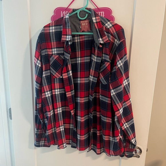 Wrangler Plaid Flannel Button up Shirt - Picture 1 of 2